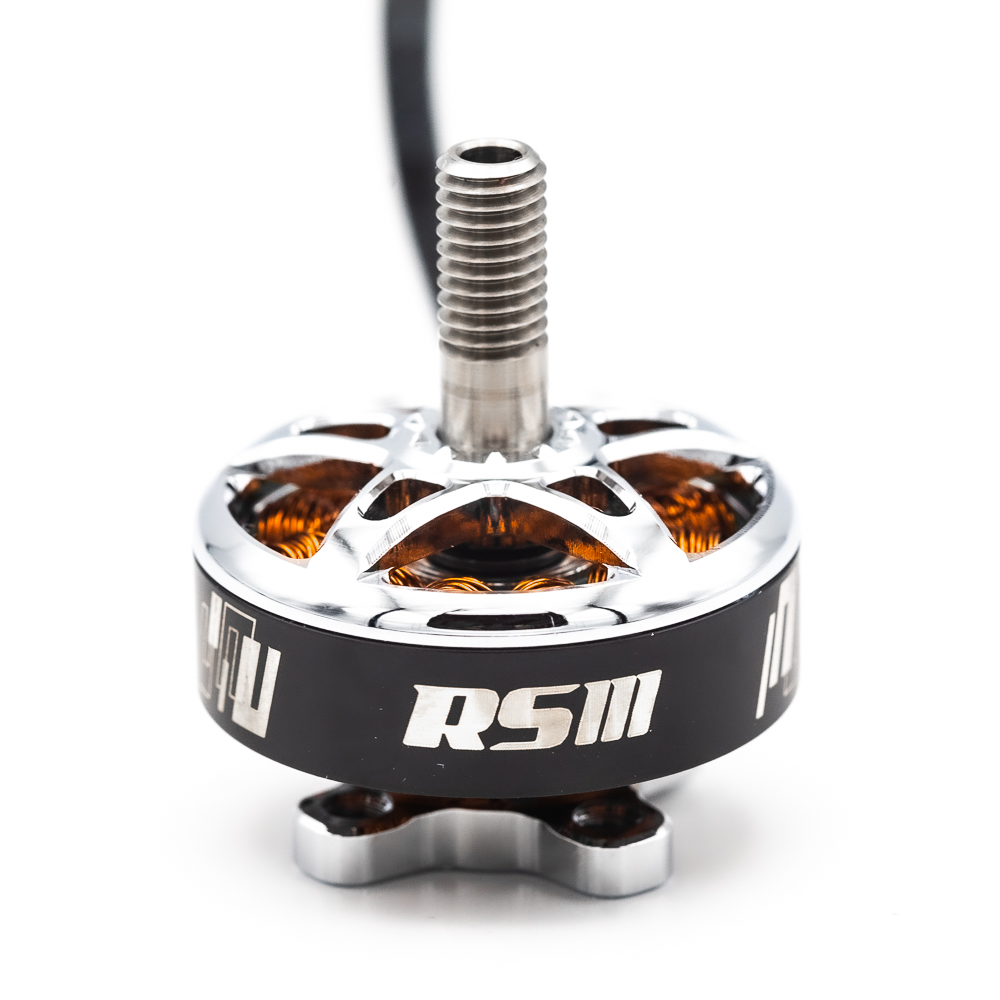 Emax RSIII Series 2207 2306 18 - مراجعة Drone Rc Y Series وسعره