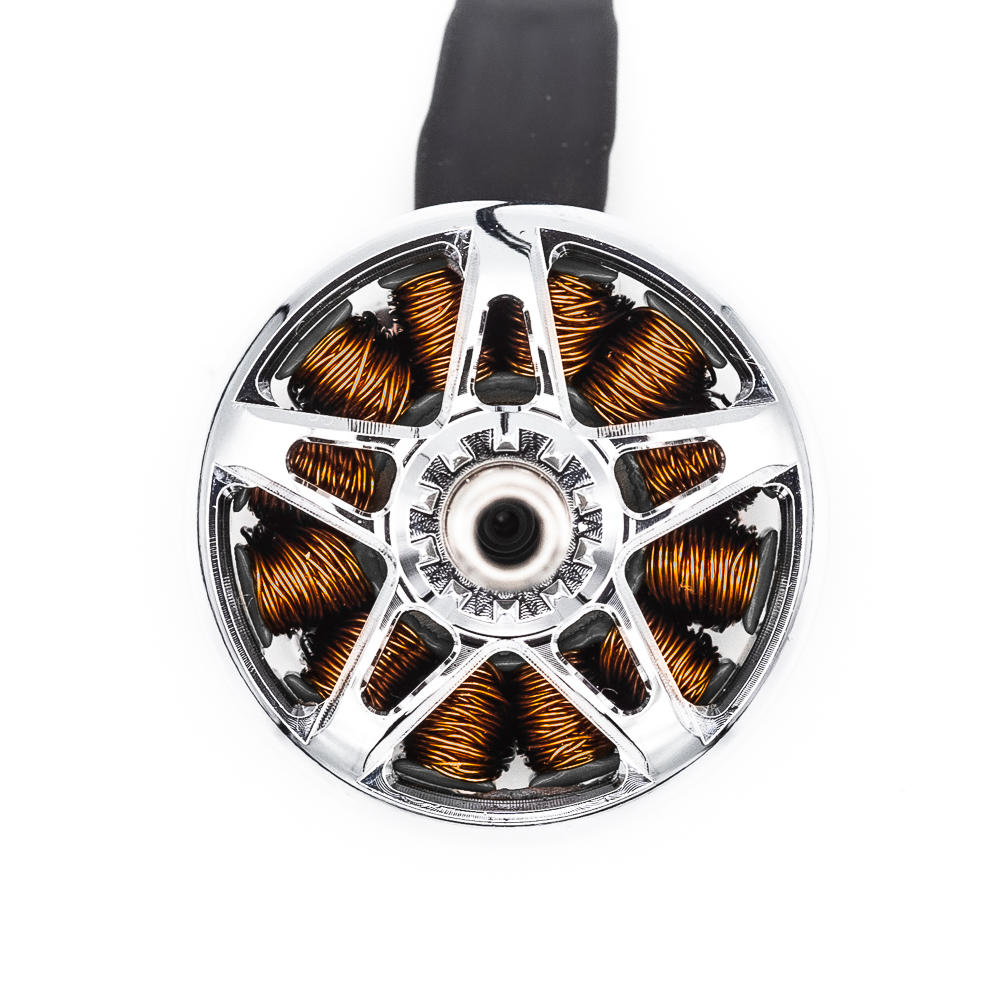 Emax RSIII Series 2207 2306 18 - مراجعة Drone Rc Y Series وسعره
